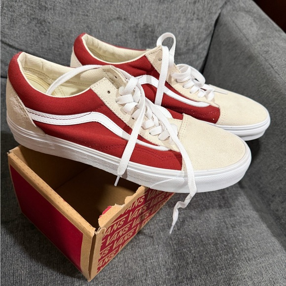 Vans Old Skool Canvas Suede Fire Brick White and Rust Mens 9 Womens 10.5 New - Picture 2 of 8